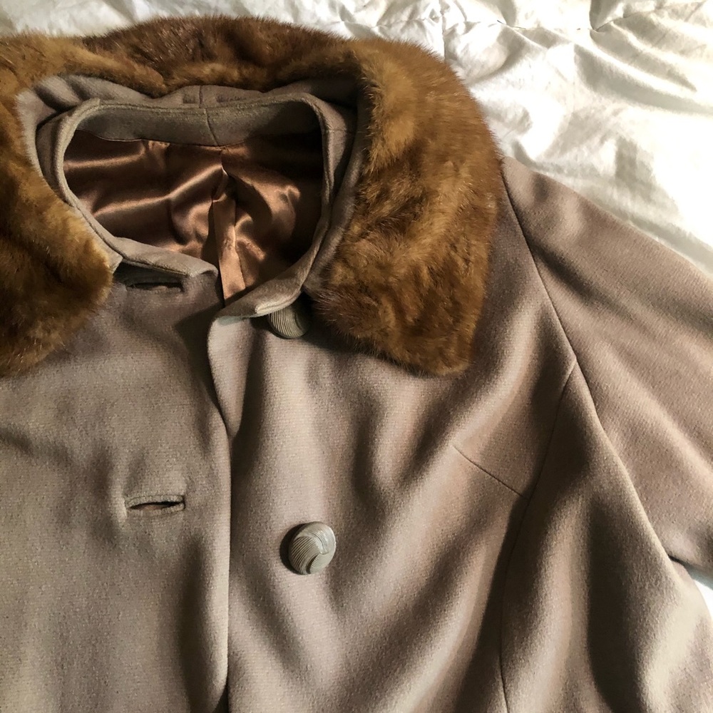 🔥Vintage Fur Trim Coat
